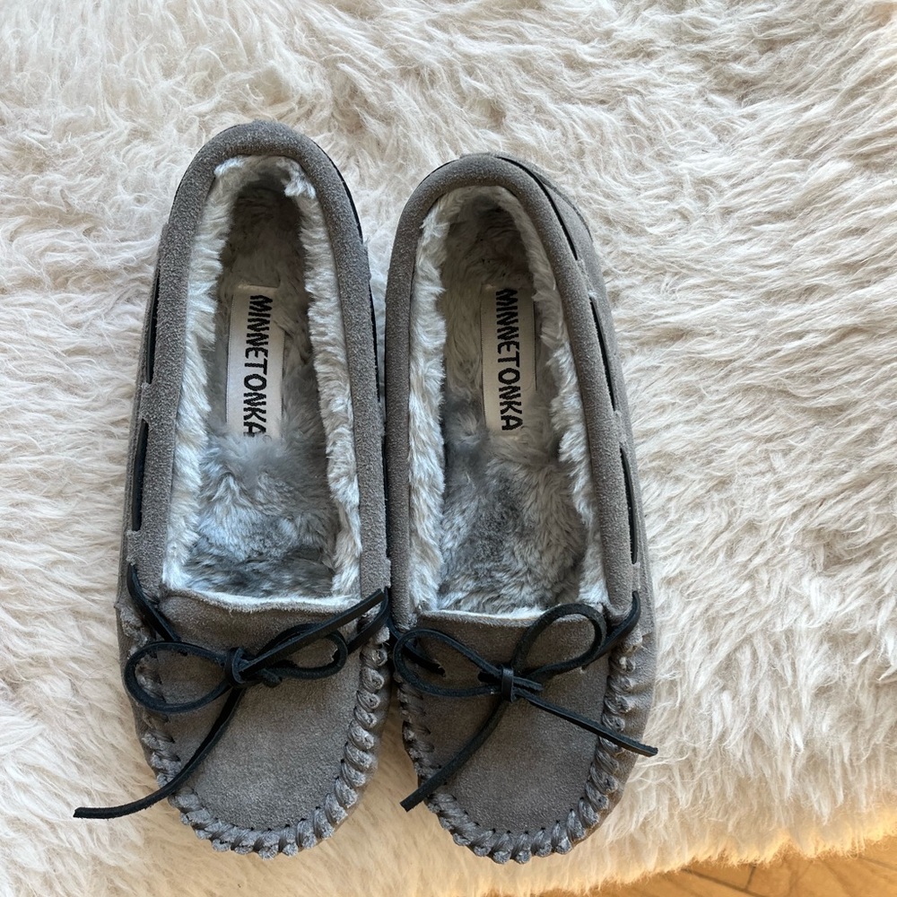 Minnetonka Cally Faux Fur Slipper Sz 7